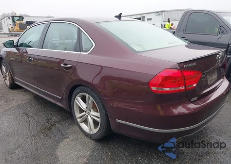 2012 Volkswagen Passat 2.0L Tdi Sel Premium z USA, uszkodzony, nr VIN 1VWCN7A33CC080944